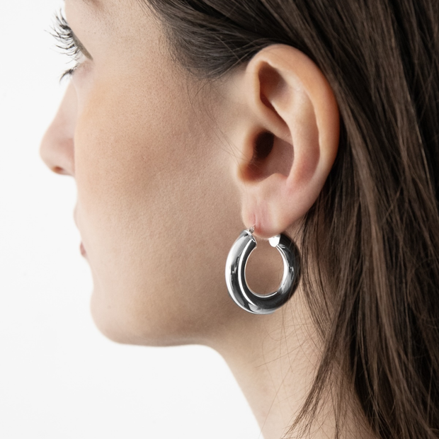 ORECCHINO A CERCHIO FILO TONDO 7MM