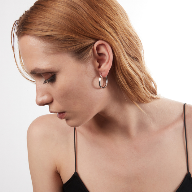 ORECCHINI A CERCHIO FILO TONDO 3