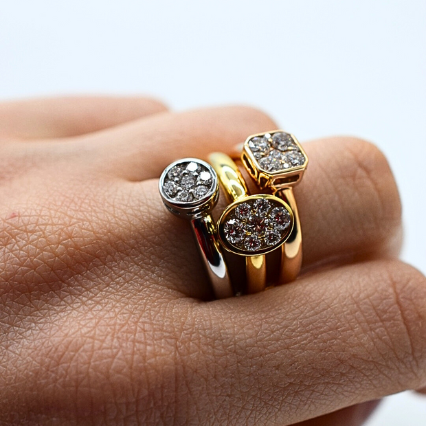 ANELLO ORO GIALLO CON PAVE' DIAMANTI